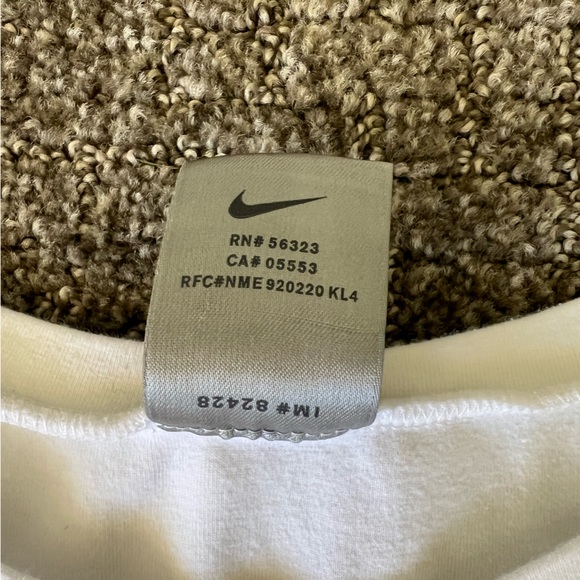 Vintage Nike Shirt Y2K Slim Graphic Short Sleeve Women’s Size XL - Picture 6 of 8